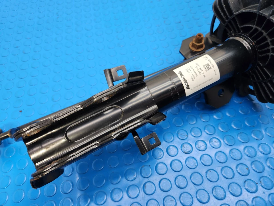 MERCEDES V CLASS COMPLETE FRONT STRUT SHOCK ABSORBER  A4473205638 W447  - Image 3 of 4