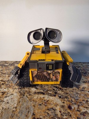 Disney Pixar WALL-E InterAction Robot 2008 Thinkway