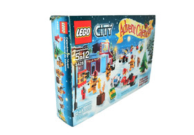 Lego City 4428 - Advent Calendar - Year 2012 ~ 248 pc - Retired - Sealed - NEW