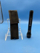 Smith and Wesson 7" Flashlight with Case