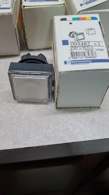 SCHNEIDER ELECTRIC ZB5CW313 / ZB5 CW313 (BRAND NEW) 093482 (C1)