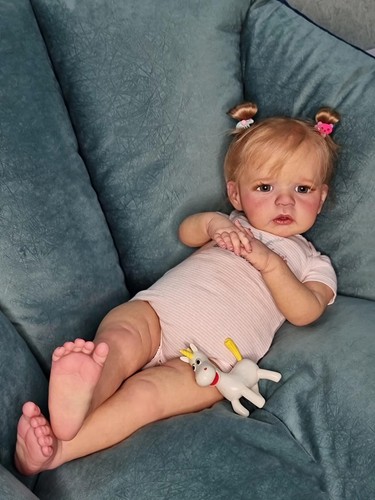 Realistic Looking Reborn Baby Dolls Soft Body Lifelike Toddler Doll Toy for Girl