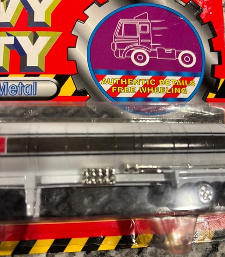 Vintage Road Tough 1:87(?)Exxon Tractor Trailer Diecast Metal 1381-92 NEW In Pkg - Picture 6 of 9