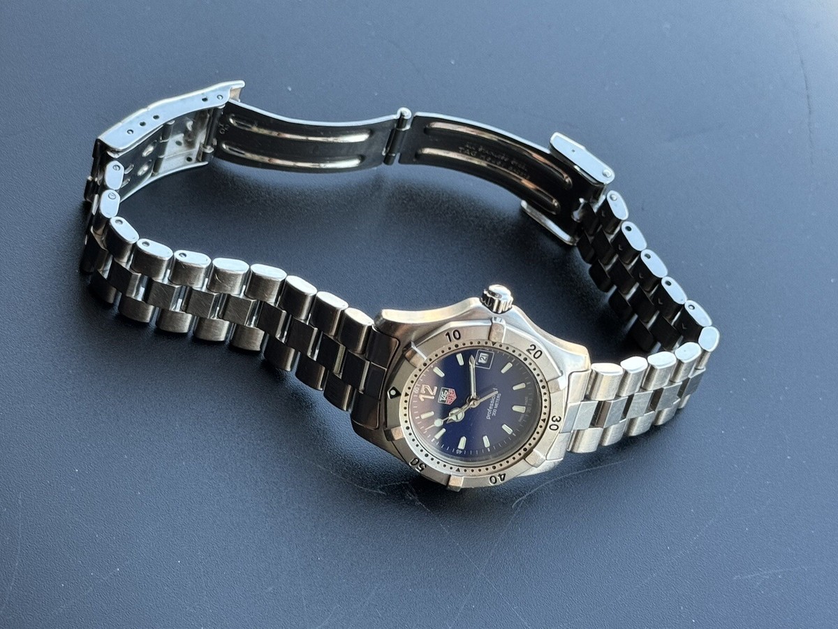 TAG Heuer 2000 Professional 200M　OY507 TAG Heuer 2000 Men's Black Watch - CN1110.BA0337 for sale