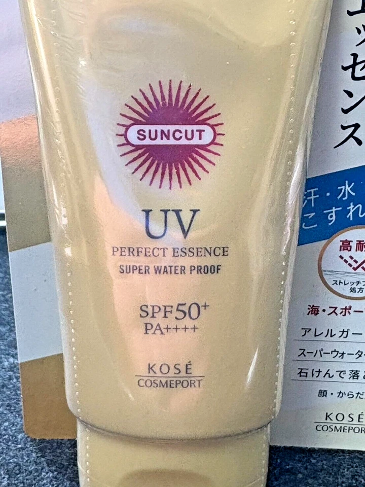 Kose Suncut Esencia UV Hecho en Japón Protección Hidratación Manchas Oscuras Crema Foto 4 de 4