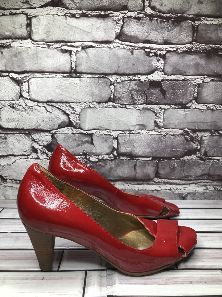 Tacones altos apilados de madera Ecco de charol rojo punta abierta para mujer talla 38EU/7,5M EE. UU. Foto 3 de 4