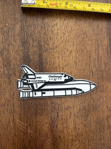 Vintage USA NASA Challenger Space Shuttle And Rocket Ship Refigerater Magnet