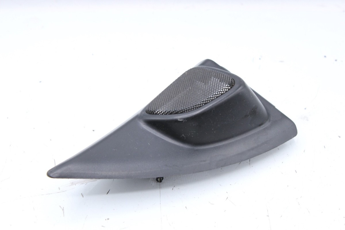 1997-2001 camry JAPAN trim speaker tweeter front right 67491-aa030
