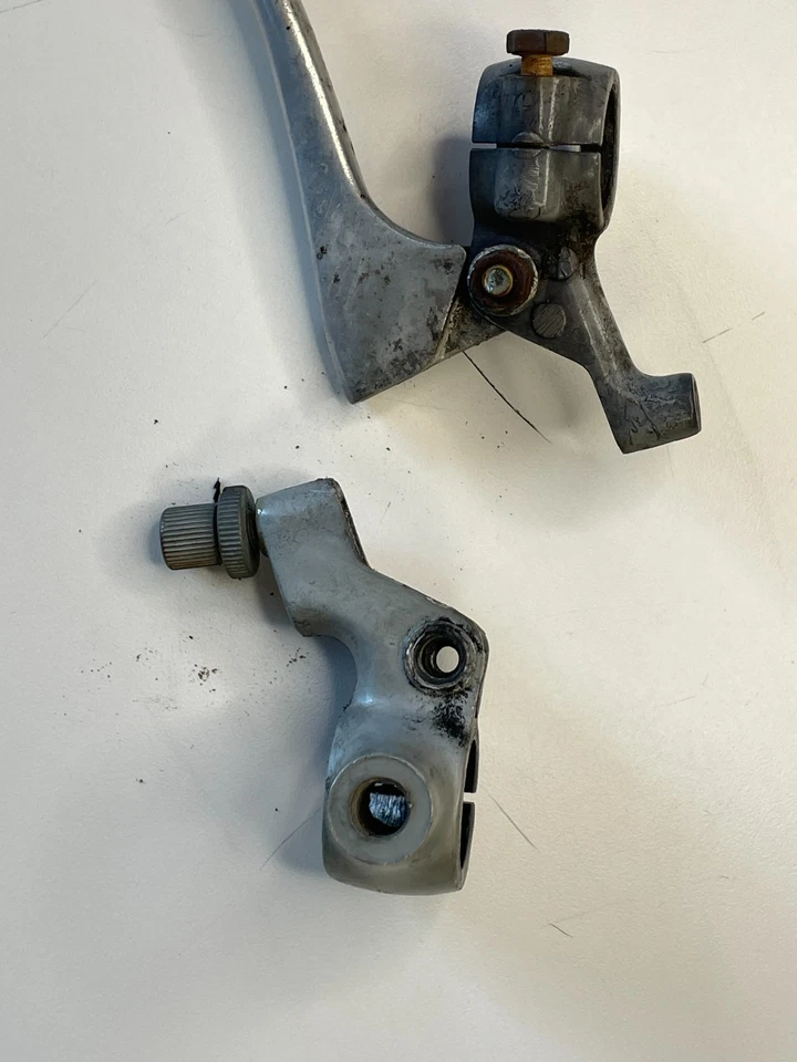 Honda MR175 1975 Elsinore OEM freno delantero y embrague percha Foto 3 de 3