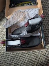 SUREWAY Black Full Grain Leather Work Slip Boots Men Size 10.5 Composite Toe