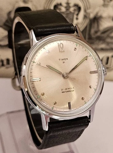 Vintage Men’s Timex 21j Manual Wind Wristwatch