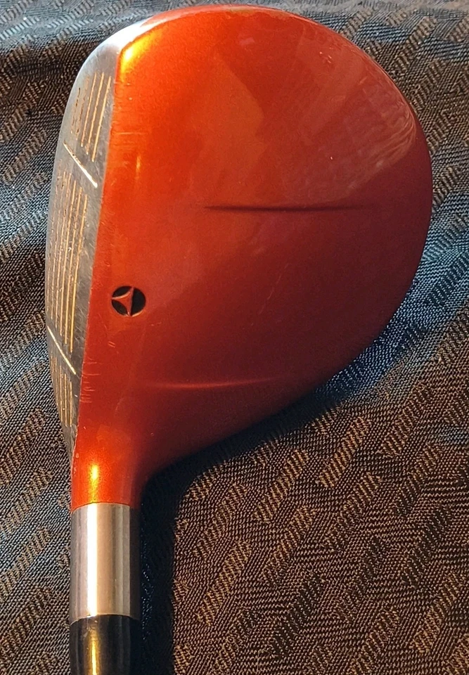 Taylormade Firesole Tungsten 3 Wood, RH, R80 Bubble Shaft. - Image 2 of 4