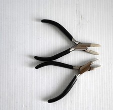2 BEADSMITH NYLON JAWED FLAT-NOSE  ROUND-NOSE PLIERS 23