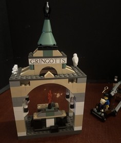 LEGO Harry Potter Gringott's Bank 4714 Sorcerer's Stone 250pc