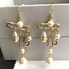 Vivienne Westwood Orb Pearl Pin Gold Earrings Jewelry with drawstring