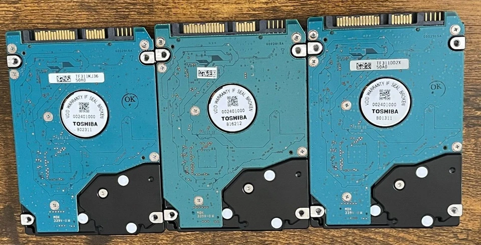 T7YWV Dell 250GB 7200RPM SATA 3Gbps 16MB Cache 2.5-inch Internal Hard Drive - Image 3 of 4