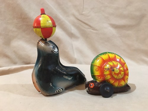 1950s Lehmann AHA 910 NOLI 915 Tin Litho Friction Toy Seal Ball Snail W. Germany - Picture 2 of 6