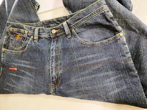 Rocawear Mens Denim Jeans Sz 34 Blue High-Rise Embroidered 5 Pockets 100% Cotton - Picture 9 of 12