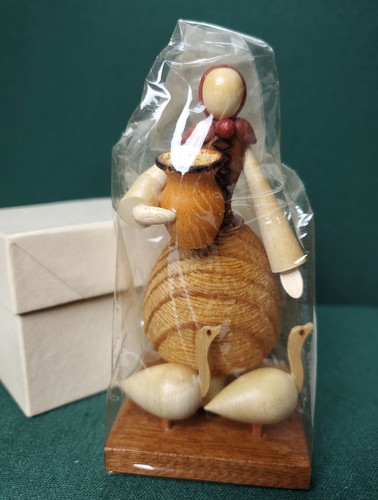 Vintage Poland Folk Art Wood Figure goose lady SITARSKI FEDOROWICZ handmade doll - Picture 3 of 5
