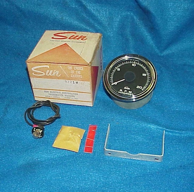 NOS VINTAGE SUN TACH TACHOMETER 2000 RPM TRUCK MARINE INDUSTRIAL eBay