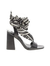 Alice  Olivia Women Black Sandals US 7