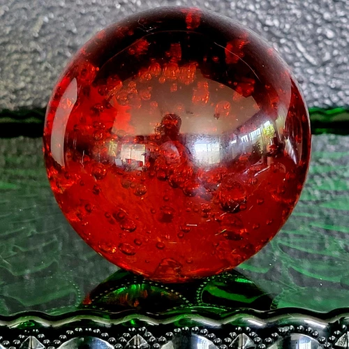 Vtg Red CADMIUM Amberina Art Glass Paperweight Round Ball Controlled Bubbles 3"