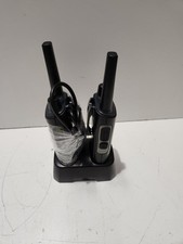 Cobra Electronics Walkie Talkies   Very Good Condition   Charger Inc P22017170 