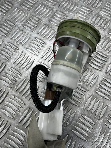 Piaggio Vespa GTS 300 Super 2021 petrol fuel pump 2019 - 2022 - Picture 6 of 7