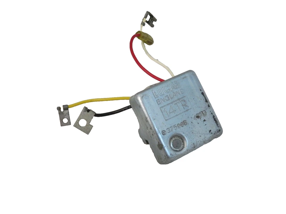 Regulador de voltaje del alternador Lucas 14TR se adapta a MG MGB Midget Ford Cortina UCB105 Foto 3 de 4