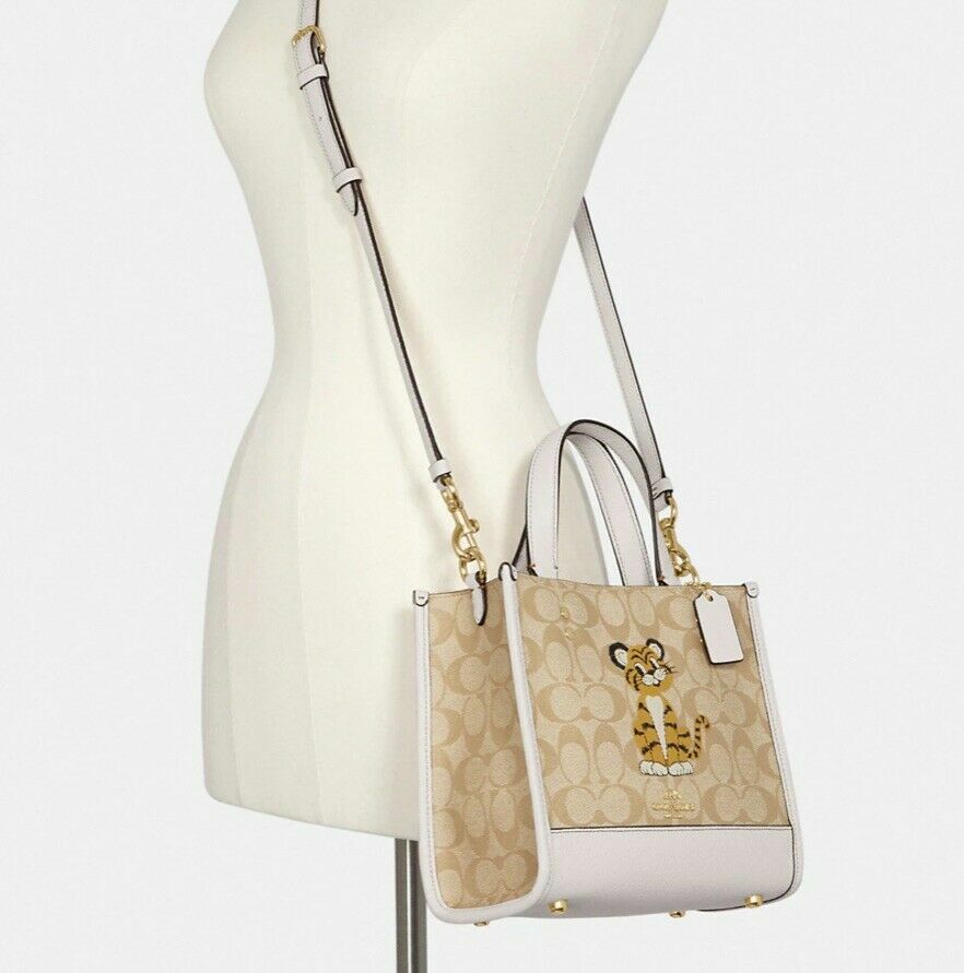 ★タイガーイヤー★COACH Dempsey Tote 22 Bag 2WAY Coach Dempsey Tote 22 Tiger BAG with Dust bag OR Bag + Zip