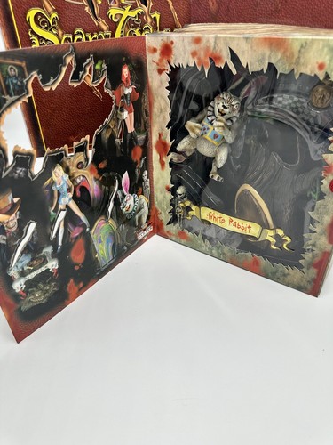 Scary Tales Actionfiguren Wolf und weißes Kaninchen neu im Karton - Bild 2 von 11