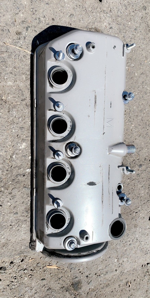 2001-2005 Honda Civic DX LX EX 1.7L Engine Valve Cover D17A2 D17A1