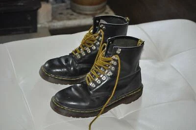 doc martens size 9.5