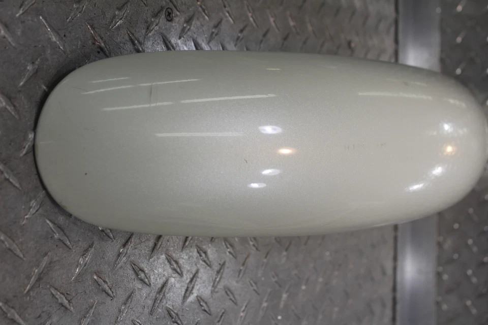 2007 SUZUKI BOULEVARD S50 БЕЛОЕ ПЕРЕДНЕЕ КОЛЕСО КРЫЛО 53110-38A10-13L - Изображение 2 из 4