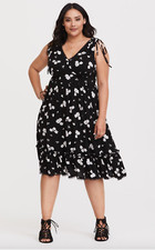 Torrid ~ Midi Challis Skater Dress ~ Size 2 ~ NWT