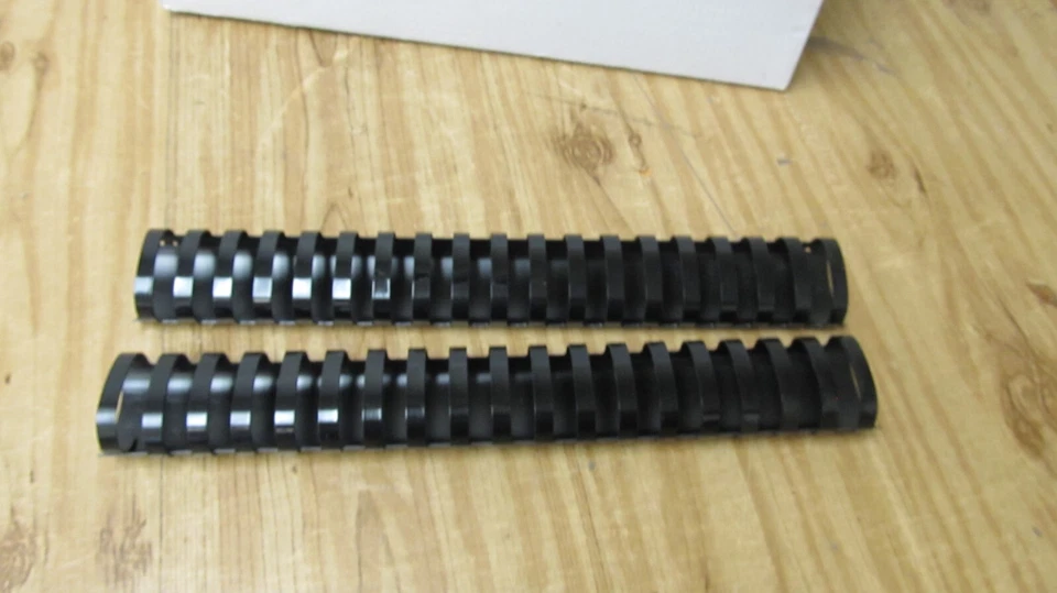 Fellowes 52368 Lot of 50 1-1/2" Plastic Binding Spine 231-340 Sheets Free S&H - Image 3 of 4