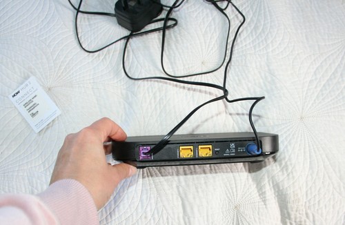 NOW TV Hub 2 - MODEL: NR801 - Dual-band Wireless Broadband Router - Picture 4 of 7