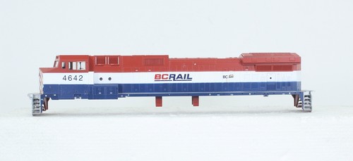 Carcasa diésel HO Athearn GE C44-9W BC RAIL #4642 | Zustand: Used