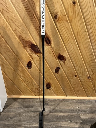 Scotty Cameron Studio Style Newport 2 Putter 34 Inch Right-Handed MINT!!!!! - Picture 4 of 4