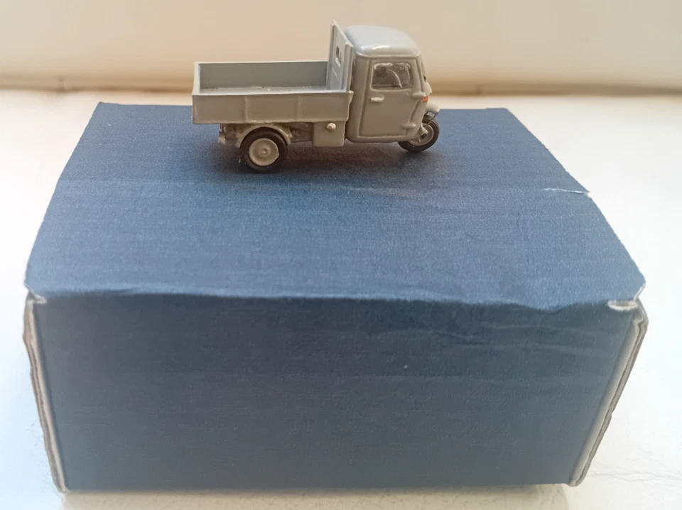 1/87 IV-MODEL Motocarro Guzzi Ercole Chiuso 87/19 resina IV MODEL FACTORY - Immagine 3 di 4