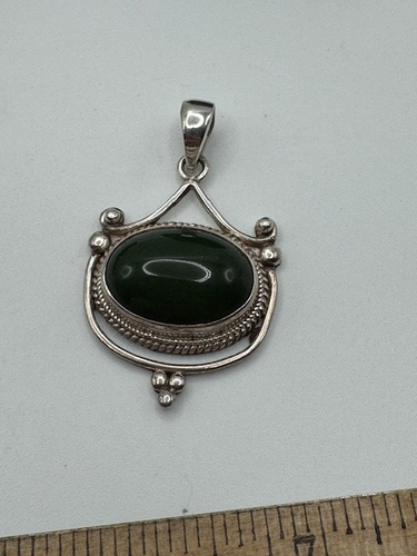 Ladies 925 Sterling Silver Jade Gemstone Pendant - Picture 2 of 11