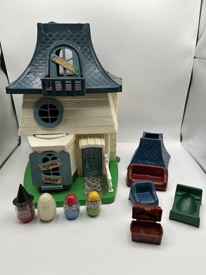 Vintage Weebles Haunted House Hasbro 1976 Ghost Witch Boy Girl Furniture