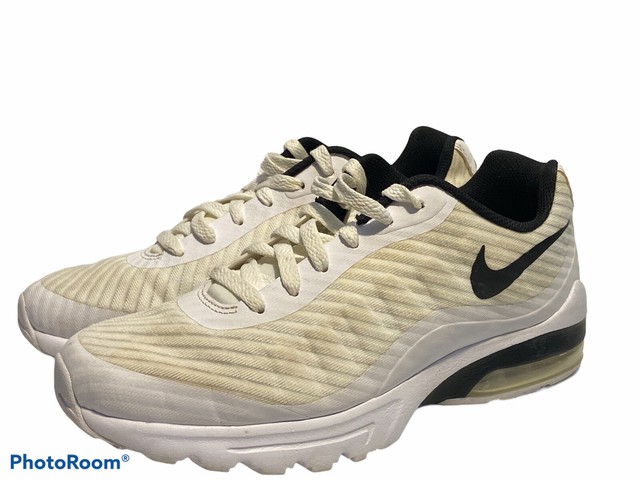 Size 8 - Nike Air Max Invigor SE White 