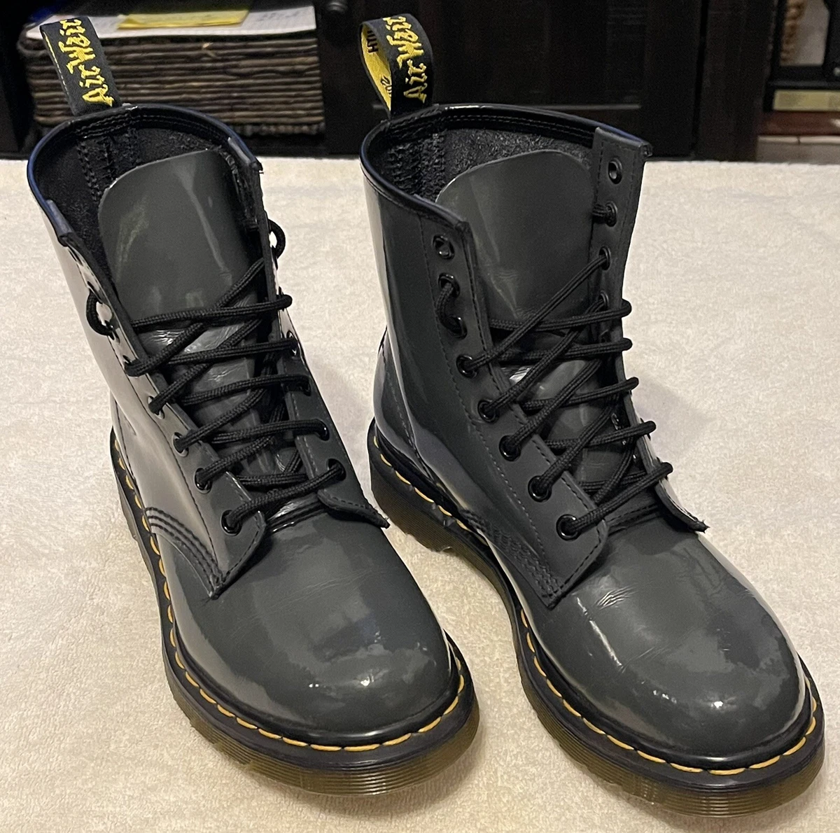 Grey patent deals dr martens