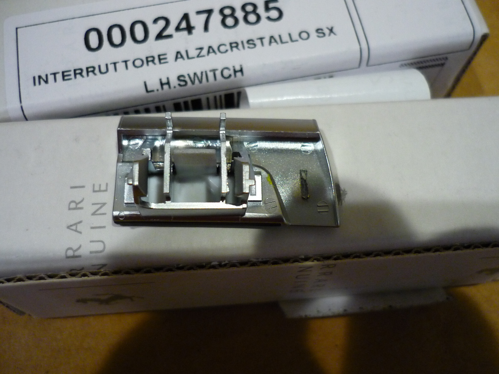 Ferrari 458,488,FF- LH Power Window Switch Button NEW- P/N 247885