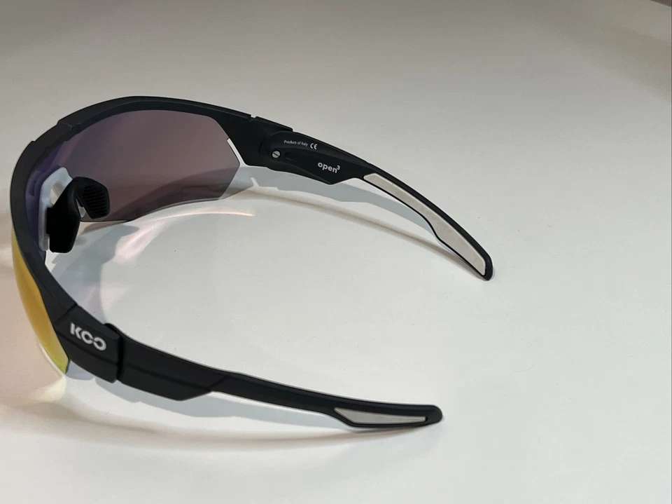 KOO Open Cycling Sunglasses - Grey/White With Red Lens - Image 3 of 4