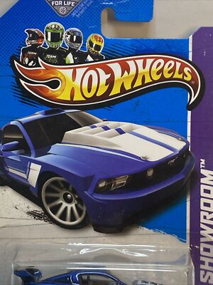 2013 2012 Custom '12 Ford Mustang Blue HW Showroom Hot Wheels NEW