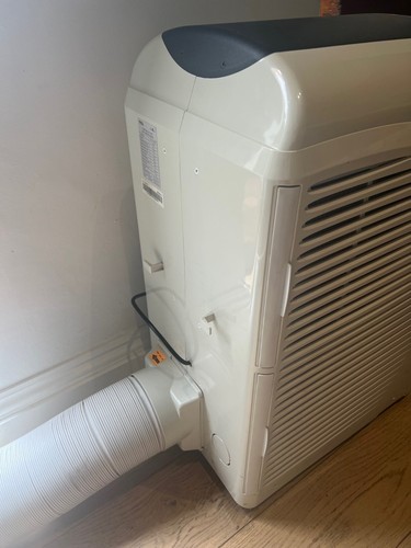 TECO 3.95KW PORTABLE AIR CONDITIONER, VERY EFFECTIVE, COOL ONLY, 18 DEG MINIMUM - Picture 7 of 9