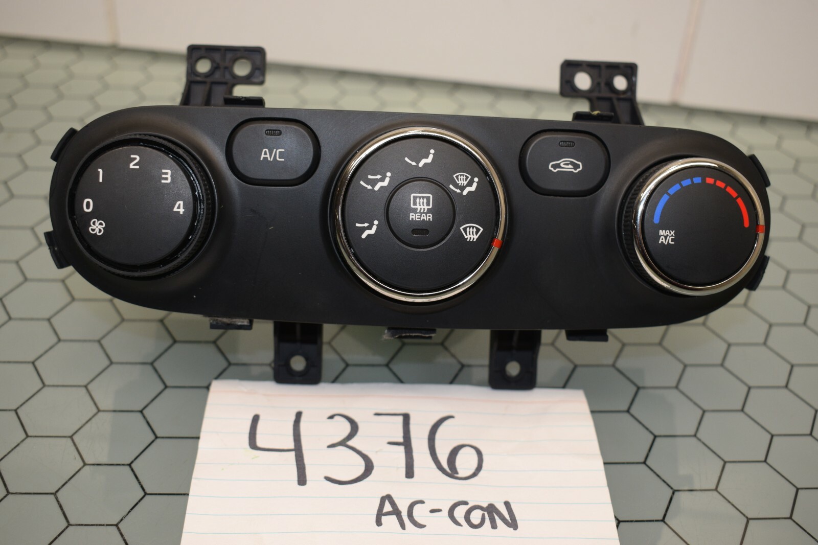 14 15 16 Kia Forte AC and Heater Control Used Stock #4376-AC