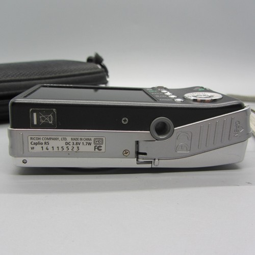 Ricoh Digital Camera Caplio R5 7.0MP Silver Tested - Picture 6 of 8